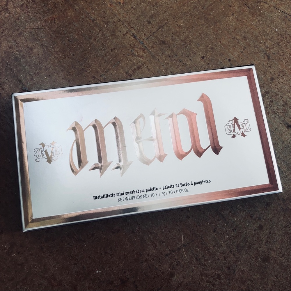 BRAND NEW KAT VON D